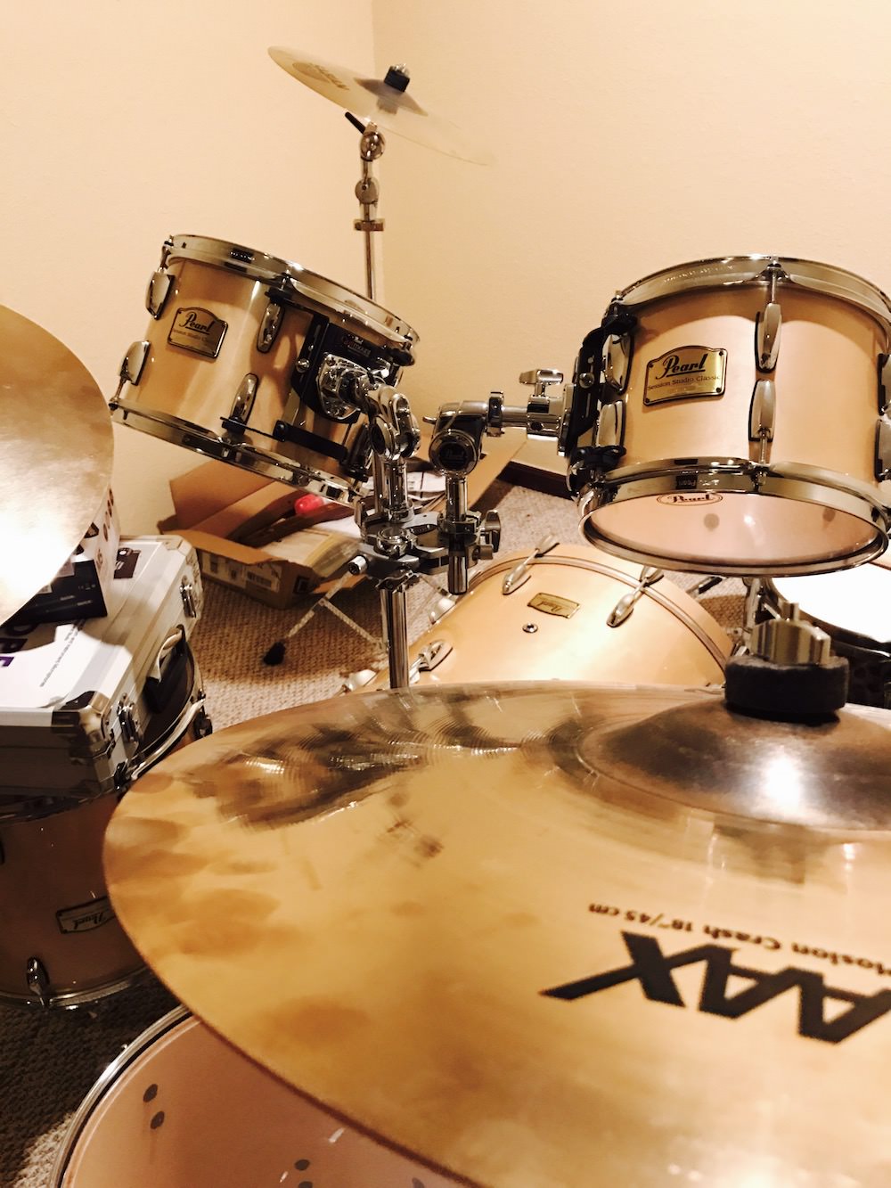 Pearl drum kit